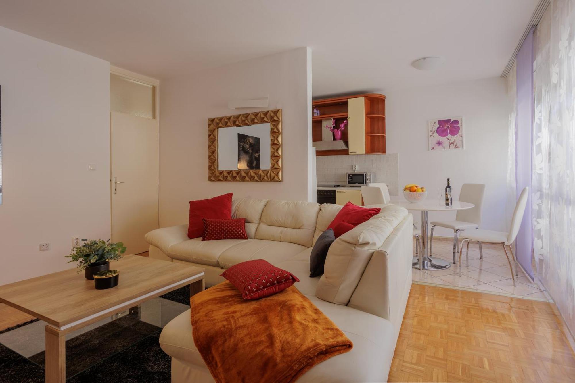 Center Apartment Silvana سبليت المظهر الخارجي الصورة